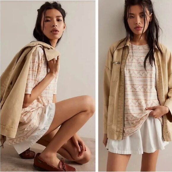 NWOT Free people/We The Free Nina Printed T-Shirt (size XS) - Picture 2 of 2